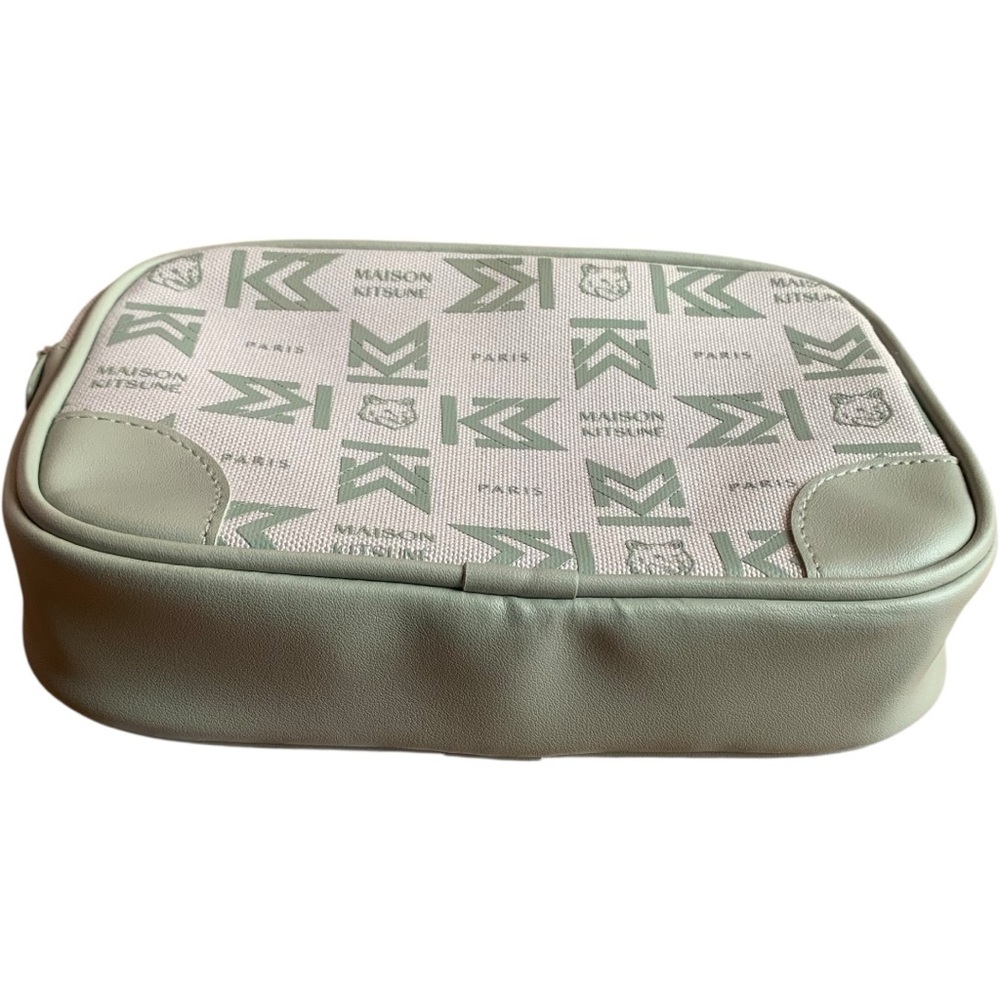 Brand New Maison Kitsuné Sage Green Colab Travel Bag With Strap & Accessories - Picture 9 of 11